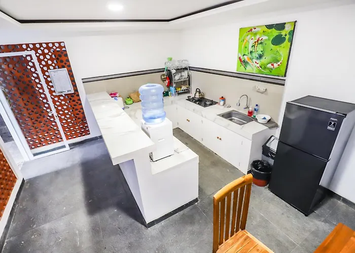 White Blue House - Private Room, Shared Pool And Kitchen - 4 Ubud