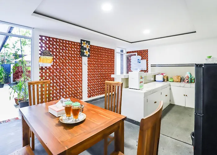 White Blue House - Private Room, Shared Pool And Kitchen - 4 3* Ubud