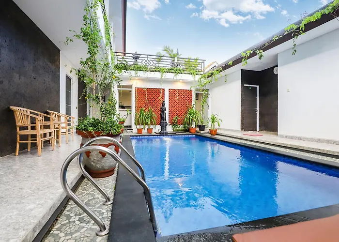 Pensión White Blue House - Private Room, Shared Pool And Kitchen - 4 Ubud