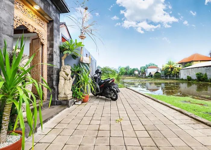 White Blue House - Private Room, Shared Pool And Kitchen - 4 Pensión Ubud