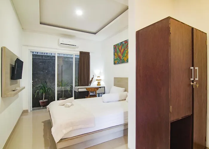 White Blue House - Private Room, Shared Pool And Kitchen - 4 Pensión 3*