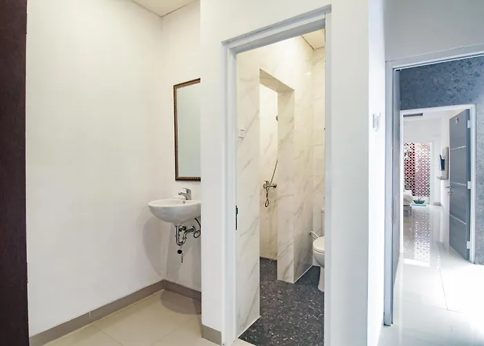 Pensión White Blue House - Private Room, Shared Pool And Kitchen - 4 3*