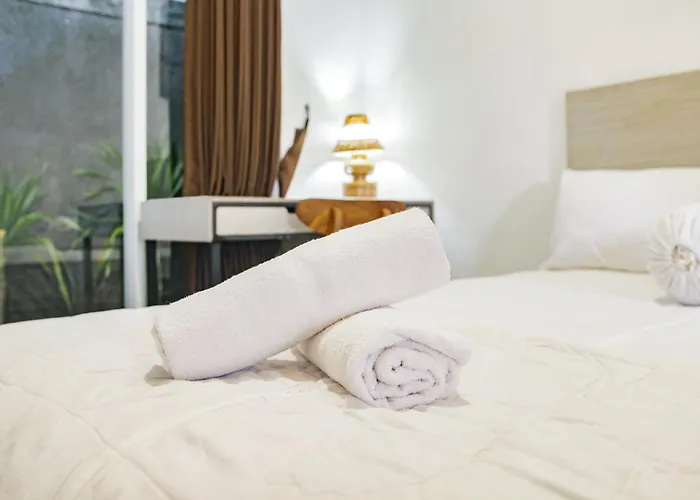Pensión White Blue House - Private Room, Shared Pool And Kitchen - 4